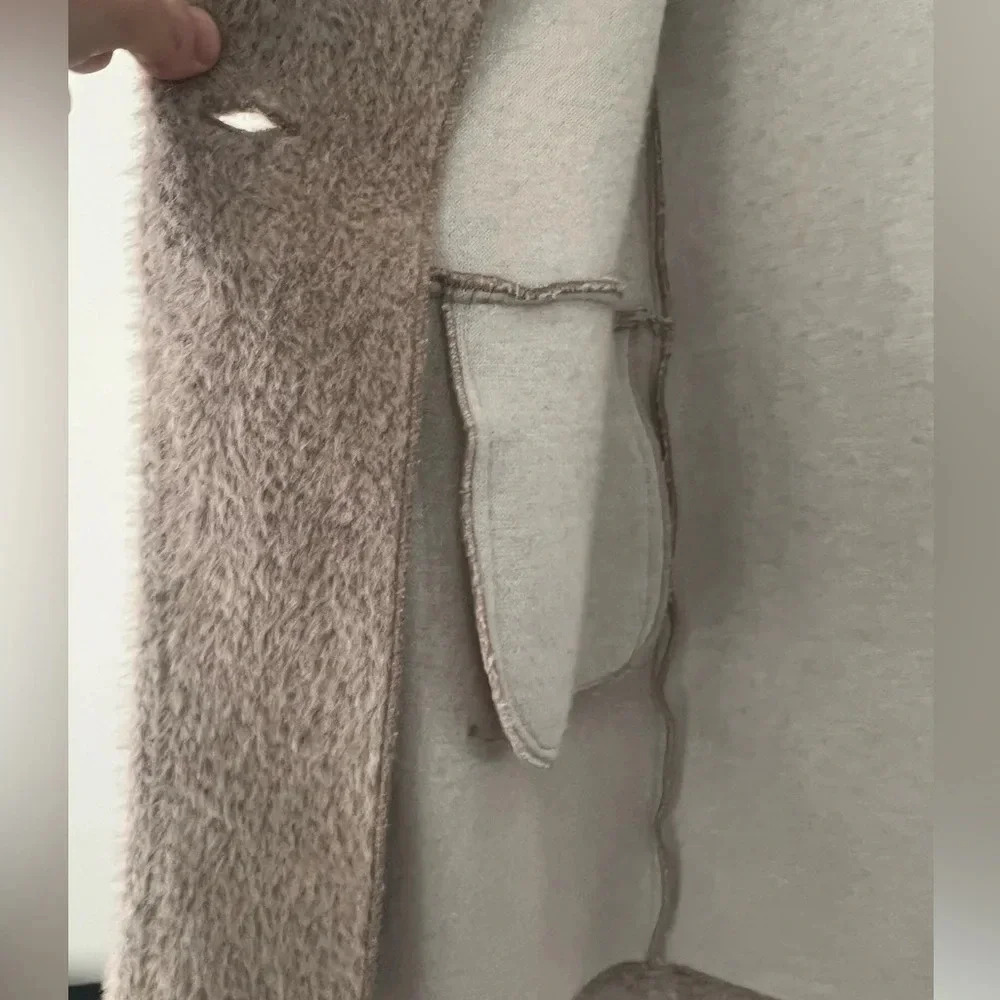 Tribal Vest Beige color Sleeveless Long Length Soft Winter Vest Size Xsmall - Picture 3 of 10